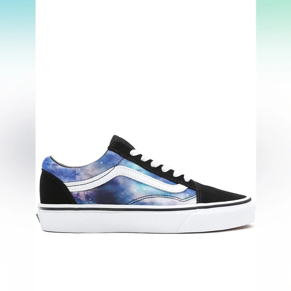 VANS  sneakers